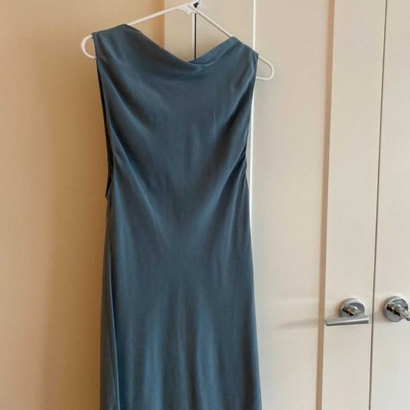 Brand new dress - Picture 6 of 6